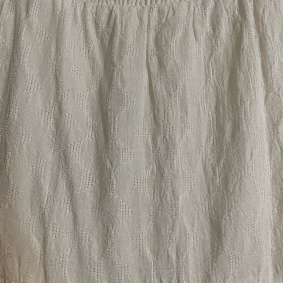 Soft white Petite Large boho dress. Express brand. NWT So beautiful.Fits like XL - Picture 6 of 8